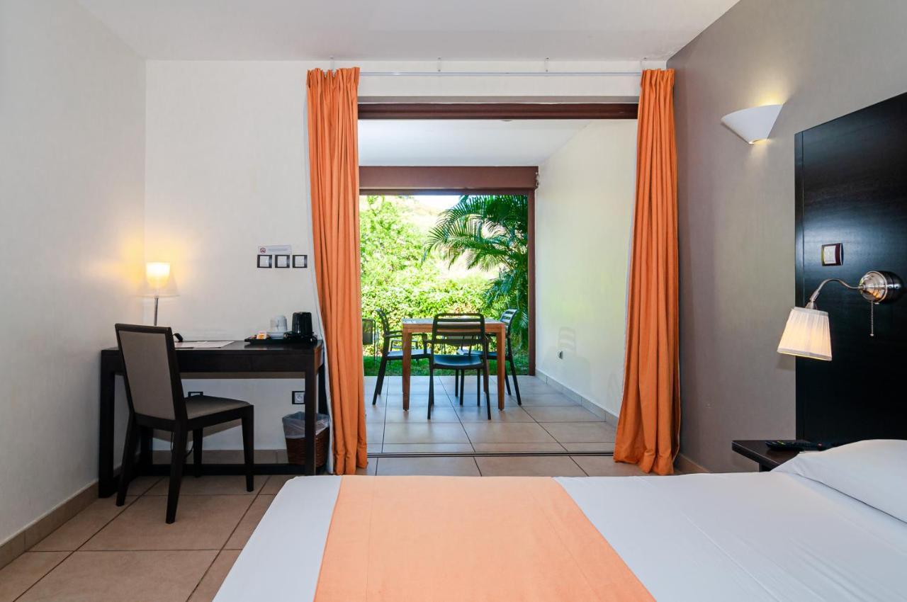 Tama Hotel Saint-Gilles-les Bains Exteriér fotografie
