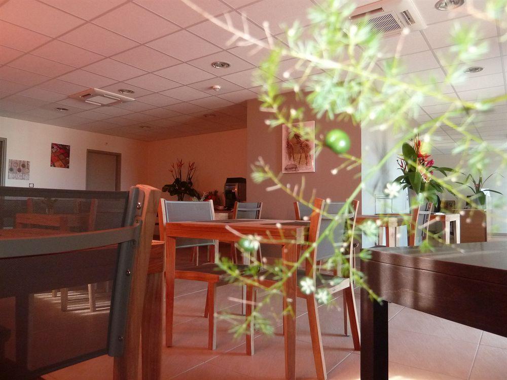 Tama Hotel Saint-Gilles-les Bains Exteriér fotografie