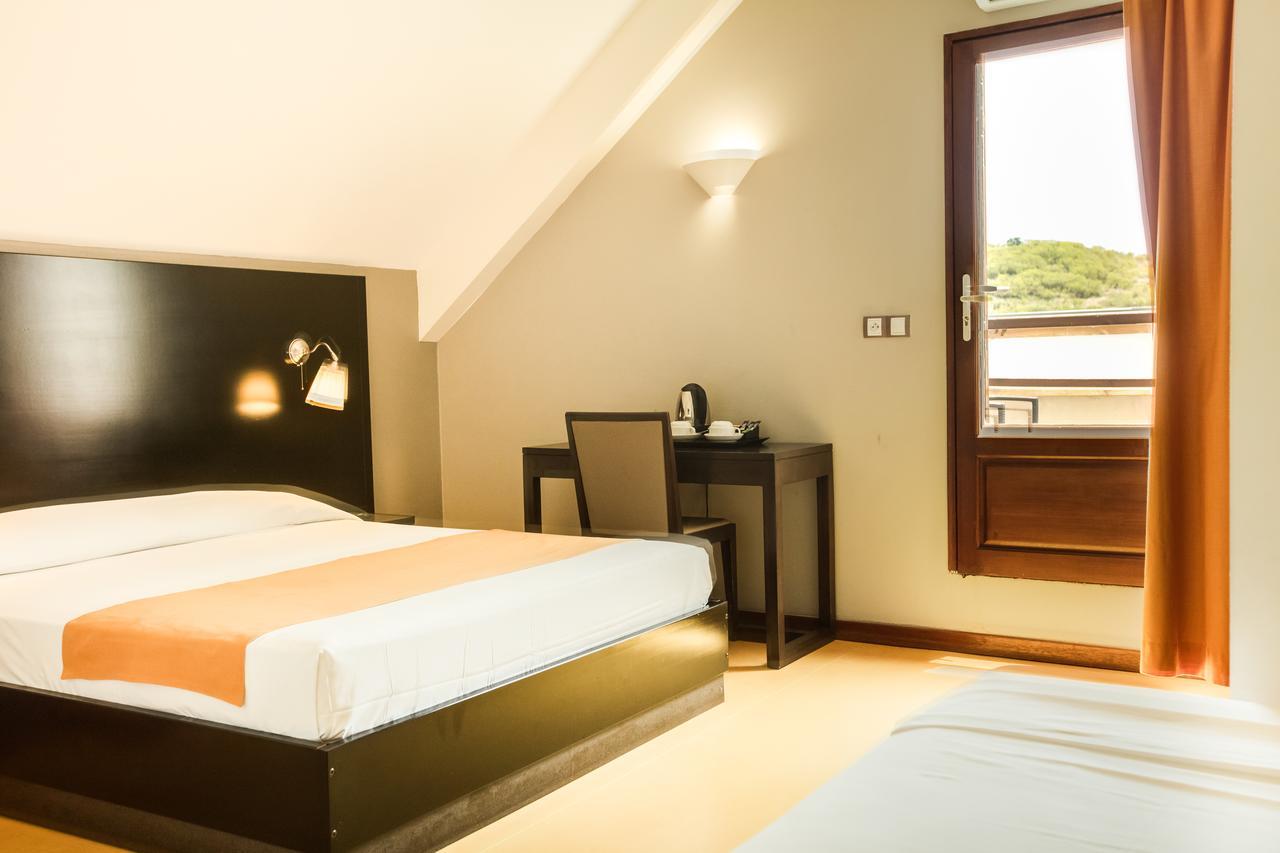 Tama Hotel Saint-Gilles-les Bains Exteriér fotografie